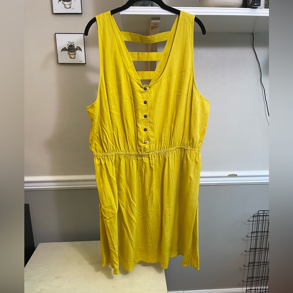 Forever21 yellow plus size dress